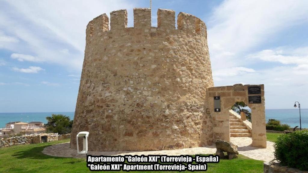 Apartamento Galeon XXI ตอร์เรเวียคา ภายนอก รูปภาพ